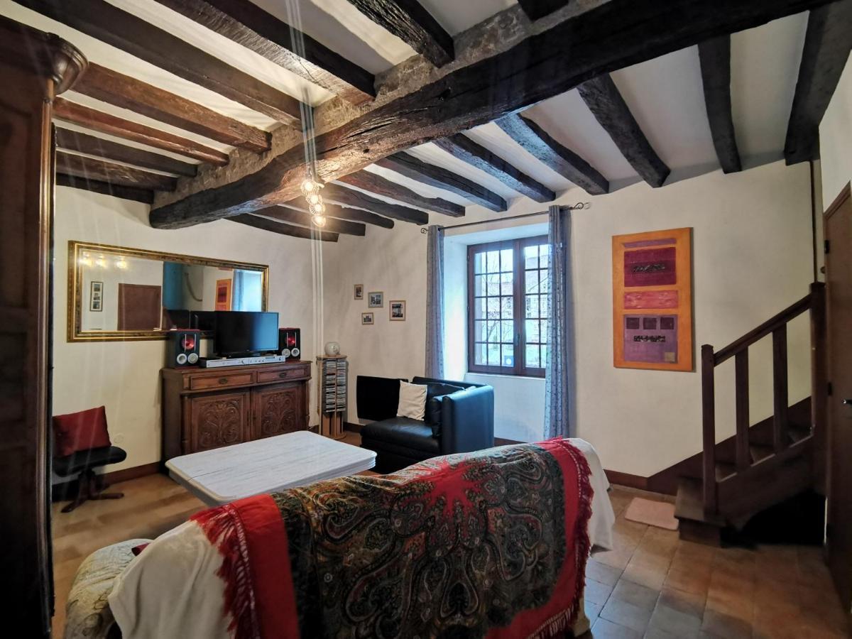 Aux Acacias Villa Braye-sous-Faye Exteriör bild